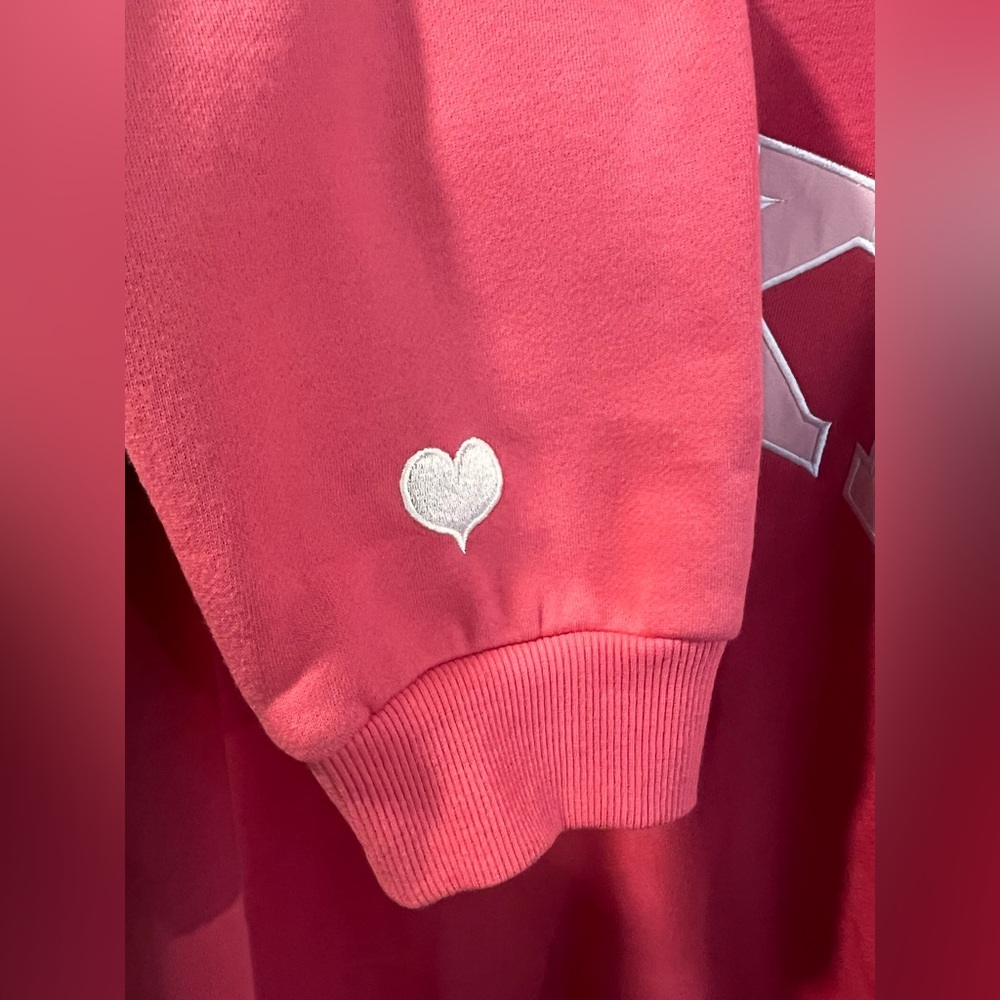 NWT Parke Pink Aid Valentine Day Sweatshirt Size L/XL - Picture 5 of 10